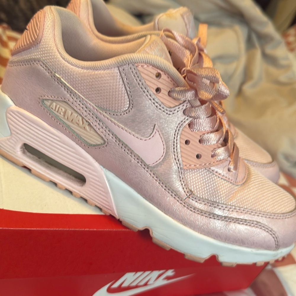 SOLD !! Nike Air light pink Sneakers
